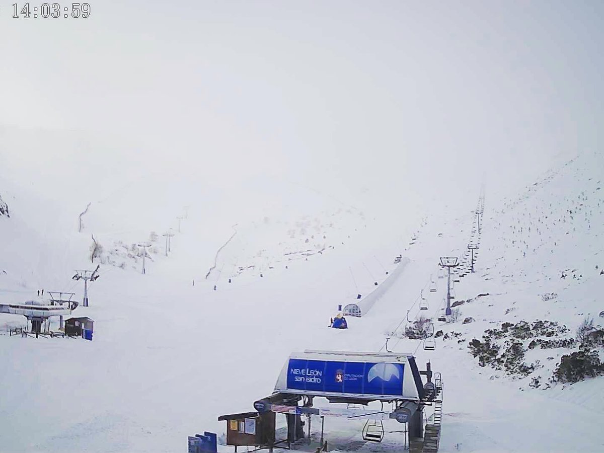 eisanisidro's tweet photo. ⚠️ APERTURA SÁBADO 21 ⚠️
Previsión de apertura del sector de Cebolledo con 4,5 km esquiables. A medida que avancen los trabajos de acondicionamiento entrarán en servicio nuevos sectores.⛷️🏂

Toda la información actualizada en cuanto se vaya produciendo 👉🏻 https://t.co/FN73bSKnkJ https://t.co/VmG8hGKLxU