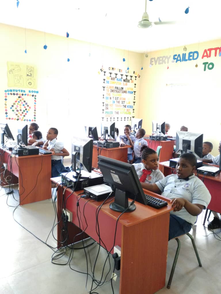 TeenCodersNG's tweet image. We got a call from one of our partner schools that the children are requesting that the time for the code club should be increased from 1hr to 2hrs.
We told the school OK.
You know why?
🤔
(pic insert: #teencoders #code #club at #mavsen #school #uyo )