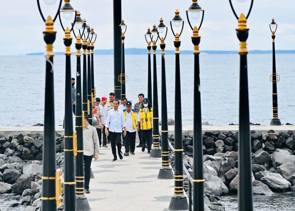 Joko Widodo tweet media