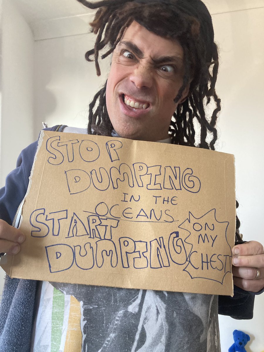 SteveHili's tweet image. The Sexy Environmentalist is happening at the vaults Festival in London on Wednesday! I’m SO EXCITED by this! Get involved! Saving the word with smuttiness! Tix from stevehili.com 

#ukstandup #xruk #greencomedy #vaultfestival #activsm #green #environmentalist #fff