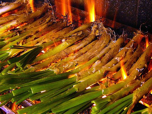 somesqueix's tweet photo. Organitza la teva calçotada amb nosaltres!! 
150 euros - lloguer de l´espai: taules + cadires + BBQ + 6 manats de 25 calçots 
Pregunta'ns per la nostra disponibilitat! https://t.co/KSAMFC6aBK
O envia'ns un missatge https://t.co/2H1QzygIQZ