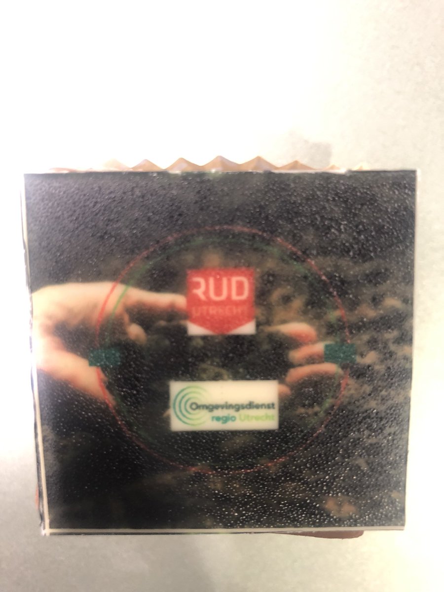 Namens de <a href="/OdruUtrecht/">OmgevingsdienstregioUtrecht</a> mocht ik een overeenkomst tekenen met de <a href="/RUD_Utrecht/">RUD Utrecht</a>. Hierdoor kunnen medewerkers “bodem” van beide omgevingsdiensten makkelijker samenwerken. Daarna een gezamenlijke vergadering met de besturen van <a href="/OdruUtrecht/">OmgevingsdienstregioUtrecht</a> en <a href="/RUD_Utrecht/">RUD Utrecht</a>. Smaakt naar meer!