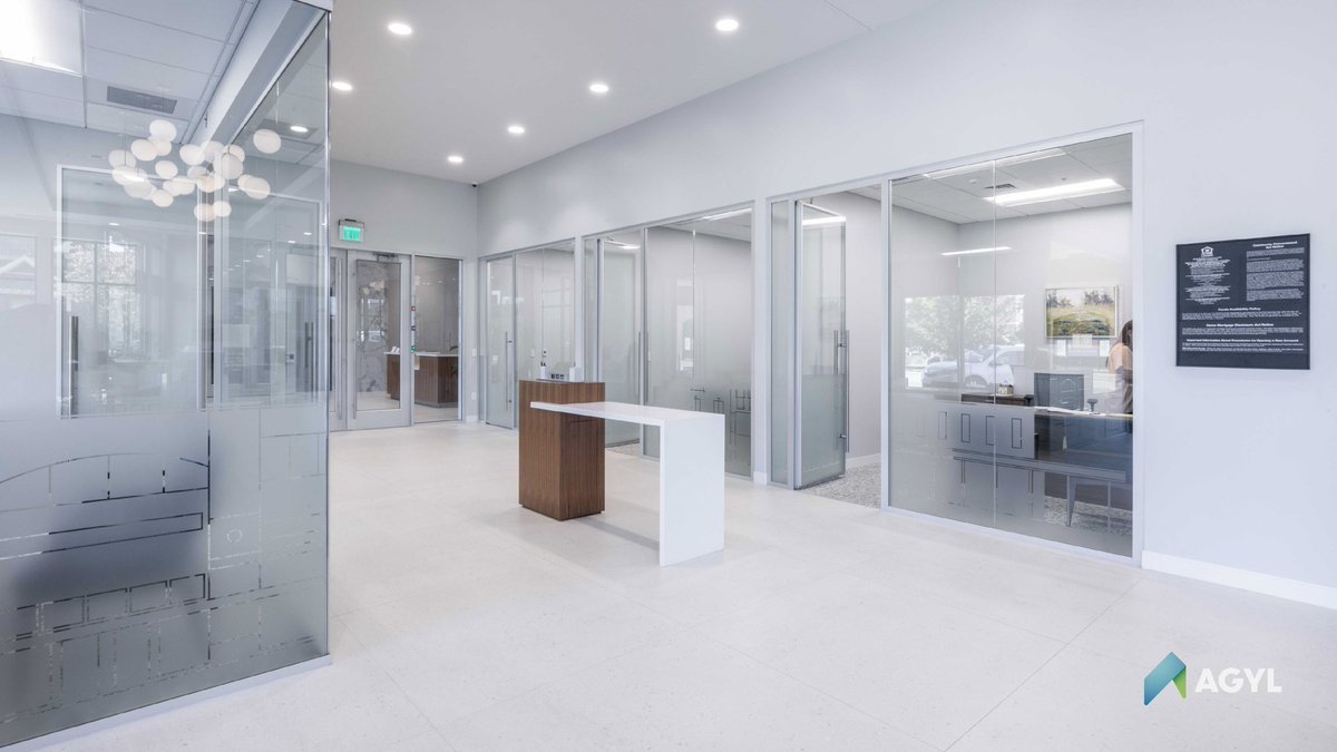 thinkAGYL's tweet photo. Auburn Bank’s stunning new headquarters in downtown Auburn, AL was an incredible project to be a part of for our AGYL team. Our solutions allowed them to open up several keys spaces, creating a modern and efficient atmosphere for the bank’s employees and customers. https://t.co/mv7SdPsbhv