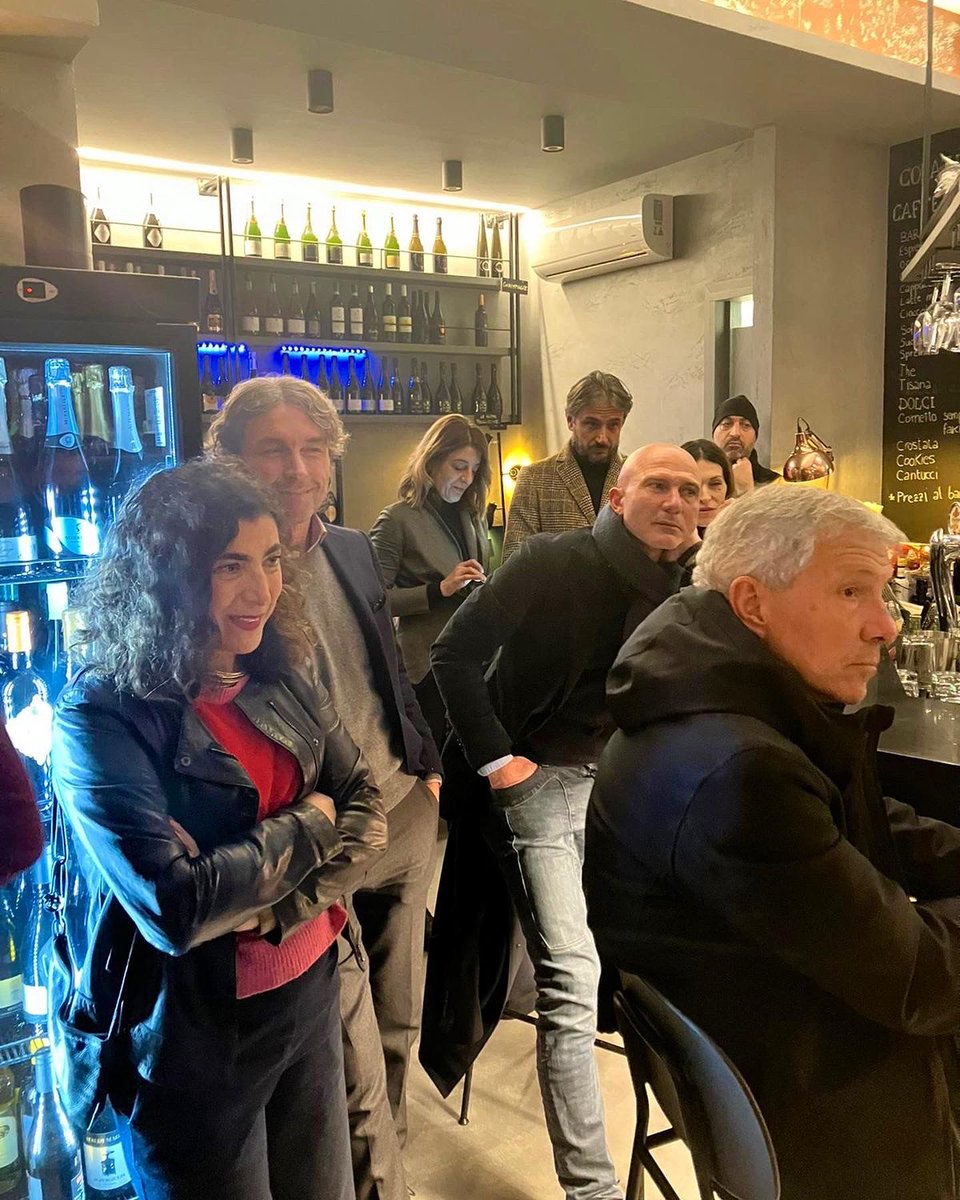 abba11777's tweet photo. La mia campagna elettorale è diversa.        Candidarsi significa partire dall’ascolto delle persone, conoscere la tua comunità e condividere le nostre proposte. In una parola: essere #latuavoce https://t.co/J3bRxX1PFF