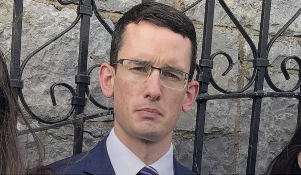 DrHaroldNews's tweet photo. Enoch Burke confirms his pronouns are mammys/boy. https://t.co/StHuN9bZ0I