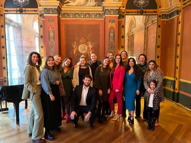 Afgelopen woensdagmiddag was de diplomering van de Postmaster opleiding tot gezondheidszorgpsycholoog GZ21B. Wij feliciteren de gediplomeerden van harte! Het werkveld is nu weer een aantal Gz-psychologen rijker.

#BIG #ggz #gezondheidszorg