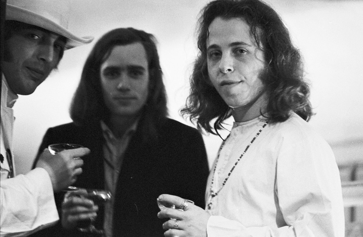 JanisJoplin's tweet photo. Happy birthday David Getz!
David provided the driving rhythms that supported Joplin’s powerful and soulful vocals in Big Brother and The Holding Company. Show the legendary drummer some birthday love!
Photo courtesy of Getty Images.
#JanisJoplin #DavidGetz #Icon #Legend https://t.co/WQHgzDFMQe
