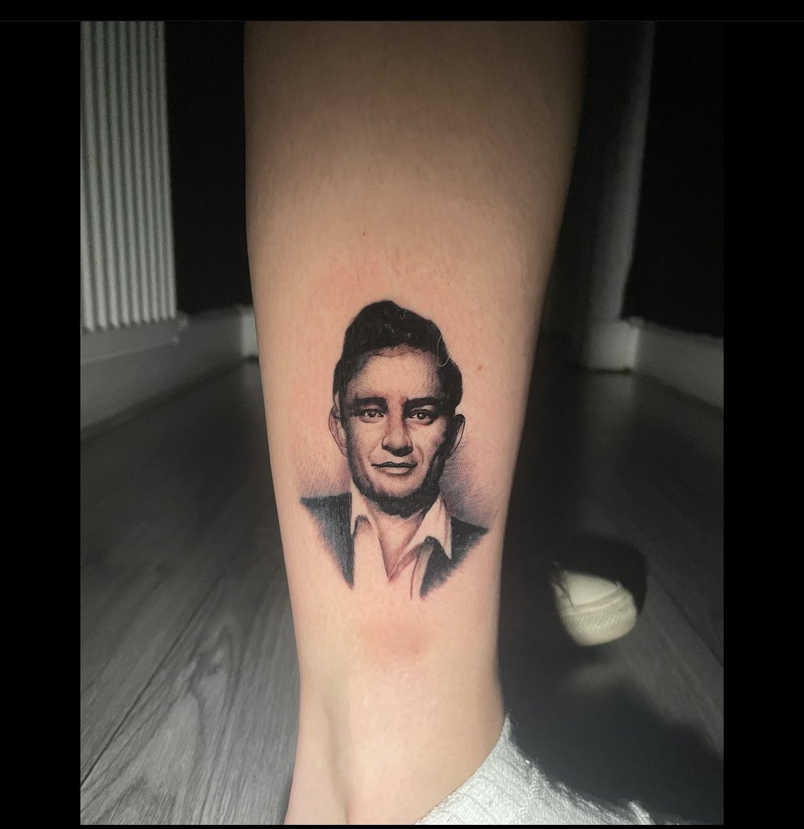 Done this mini portrait of #johnnycash today 😎

Someone get a portrait of Andrew Tate

#tattoo #portrait #ink #glasgowtattoo