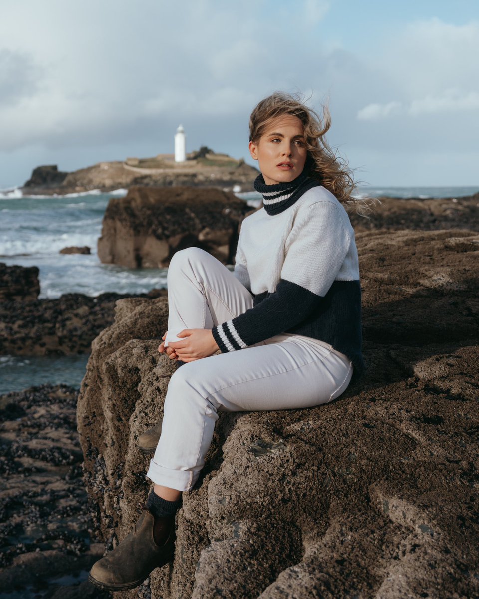 lydiacooke01's tweet photo. New work with @samrogersphoto featuring @CelticandCo 📷 #cornwall #cornwallmodel https://t.co/wpeZQ0eUhr