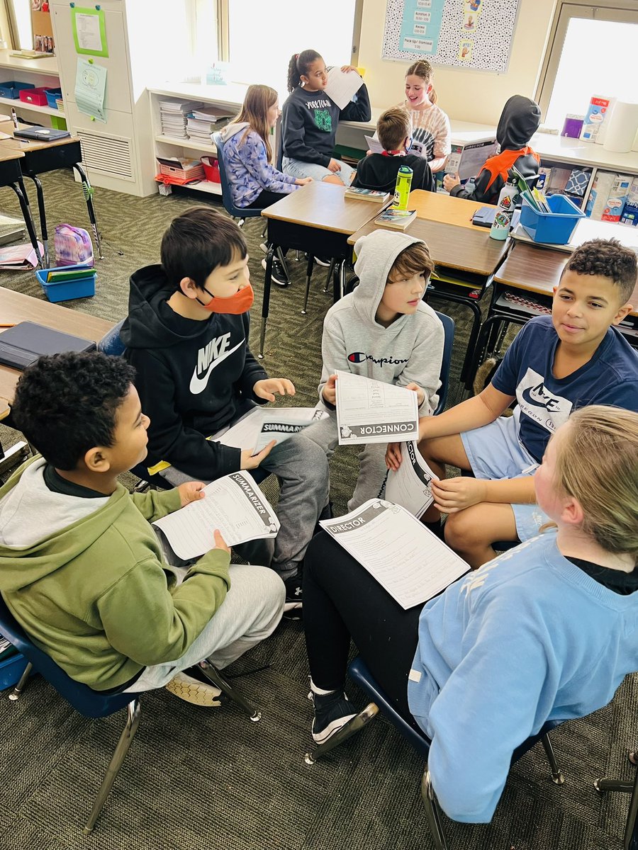 MrsAmblerYES's tweet photo. We did our first Literature Circle Guided Discussions yesterday- I love seeing students get excited about reading! 📚 https://t.co/9caIGGearM