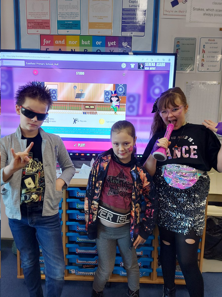 EastfieldPSHull's tweet photo. #4KC looked fantastic in their rock star outfits for TTRS Launch Day! 🎸🤘We loved putting our times table knowledge to the test! #epsmaths https://t.co/dtWmN0bHig