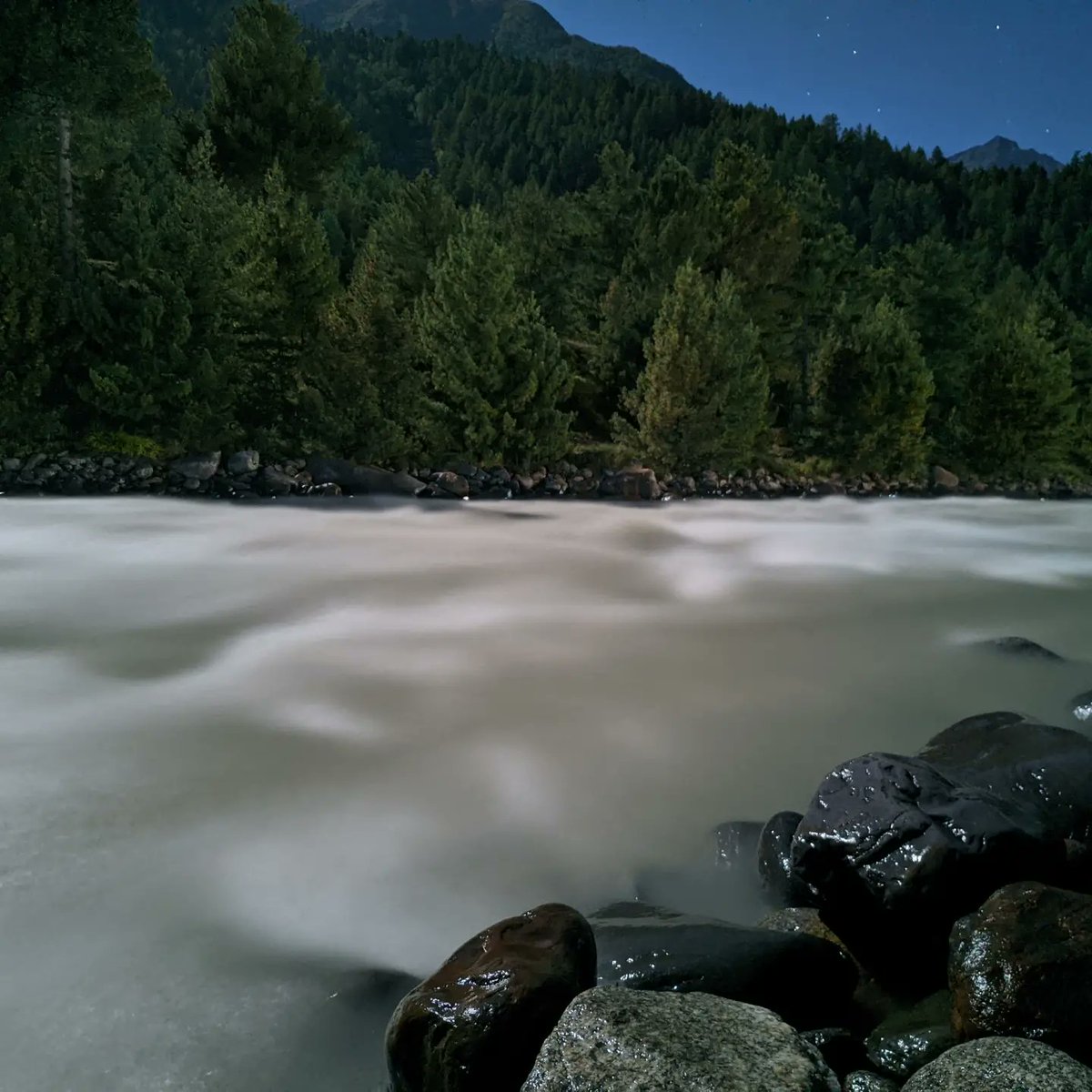 danielraja22's tweet photo. @Lightroom Poco F1 #mobilephotography https://t.co/Y5Wq0C54lU