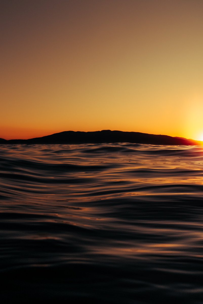 jaimedelpizz0's tweet photo. moments lost at sea https://t.co/DLxBCUUHu4
