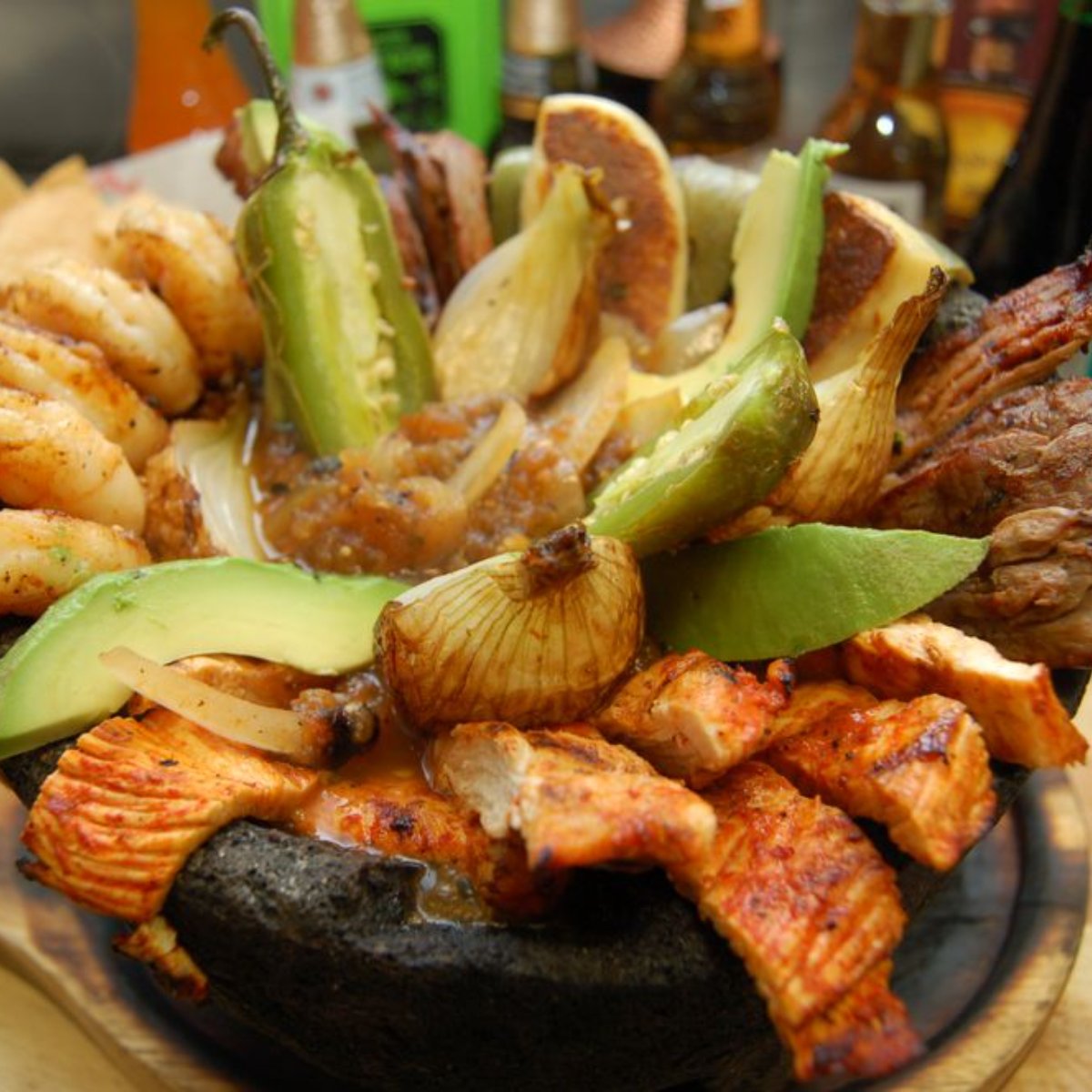 SiSenorHallSt's tweet photo. Not sure what's for lunch? Enjoy authentic Mexican flavors, fresh ingredients, and the vibrant colors of our Si Señor signature recipes. https://t.co/wOxetODxbD