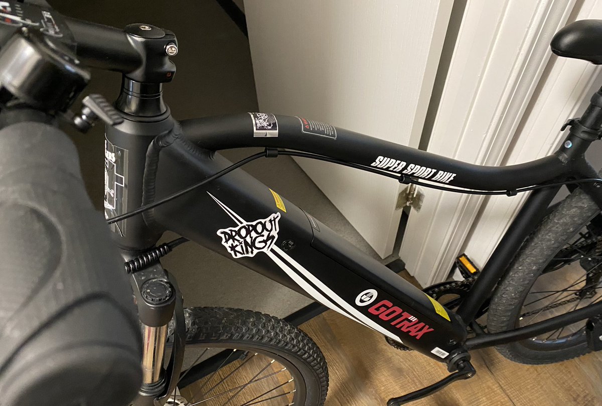 petey_plagues's tweet image. It’s ride or die bitches!!
#goingrogue