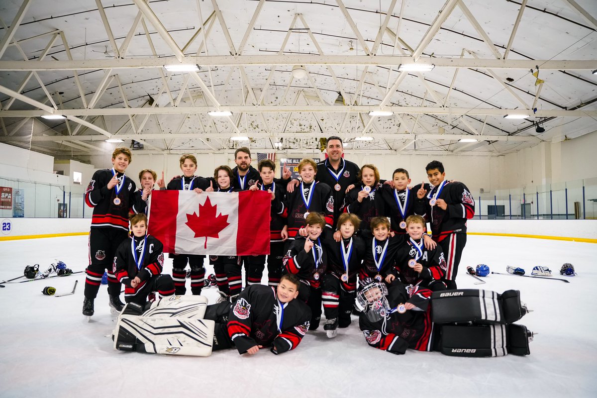 NYIslanders's tweet image. Congrats to the Northshore Winter Club on winning the Charles B. Wang Hope Cup! 🏆

18 games played by 100 skaters representing 3 countries and countless memories made! 👏