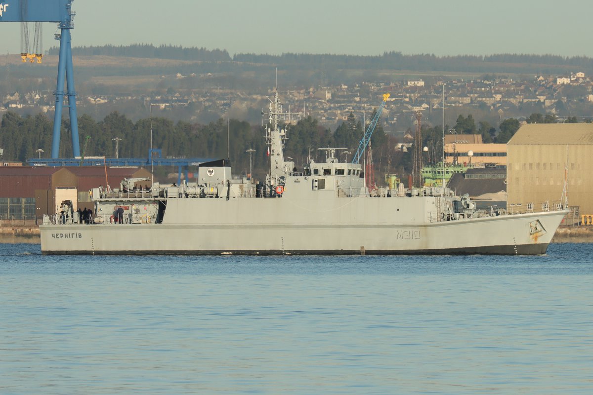 WarshipCam's tweet photo. Future Ukrainian Navy Sandown-class minehunters Chernihiv (M310) and Cherkasy (M311) (ex-HMS Grimsby and HMS Shoreham) in the Forth in Scotland - January 20, 2023 #hmsgrimsby #hmsshoreham #m310 #m311 #m112 #m108 #cherkasy #chernihiv
SRC: TW-@MichaelJWC626 https://t.co/B0x0EFO6ia