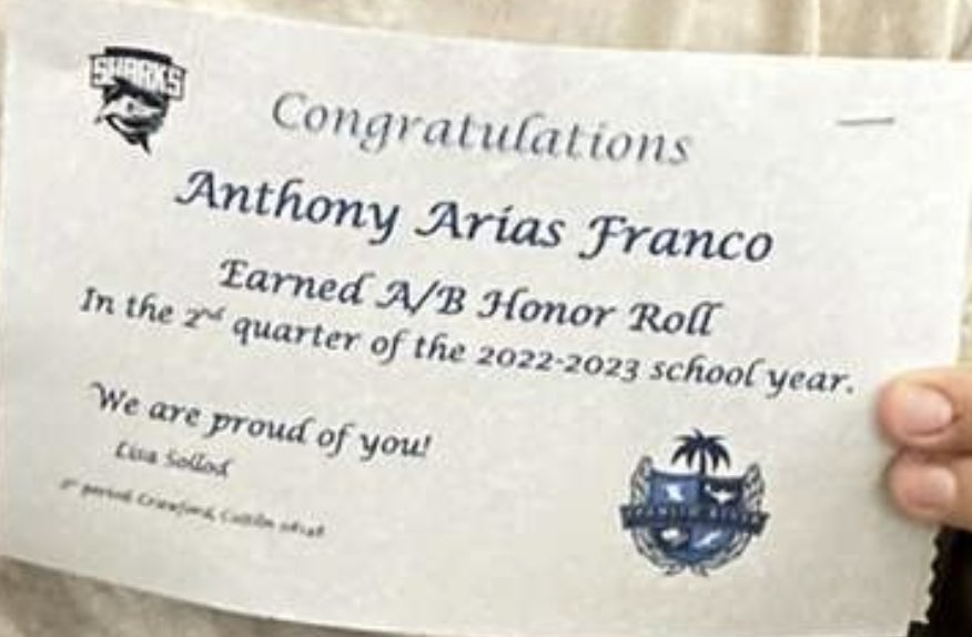 AnthonyyAF018's tweet photo. Second quarter in a row getting honor roll 😈📚✍️ @mikehall_32 @CoachHallSr @river_boyz1 @tjonesamazing https://t.co/tsEXEgE4eX