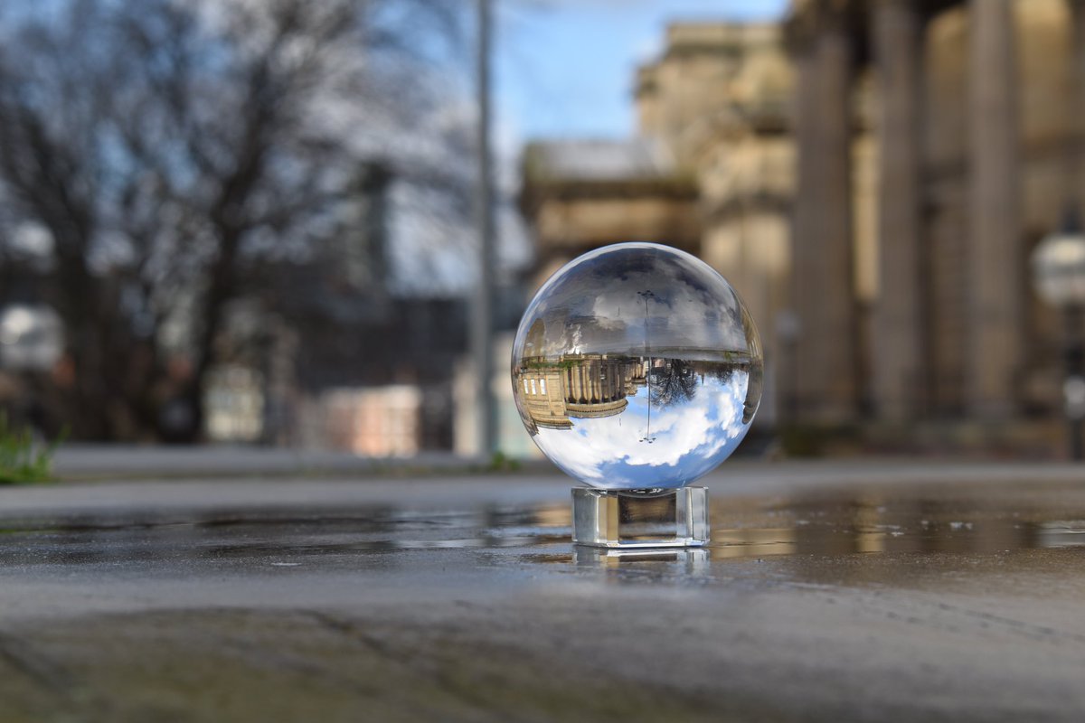 Misswalmsleyart's tweet photo. Looking back at the photos taken by my Year 11 photographers yesterday in the World museum and Walker Art gallery in Liverpool, makes me proud ☺️ Fantastic exam prep! @BedfordArts @JanetMadden13 https://t.co/a7RFOVIUBk