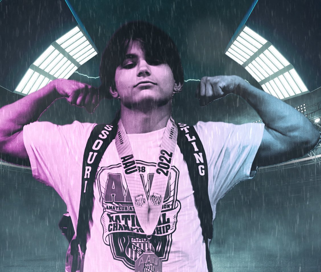 Congrats to Aidan Kelly on his commitment to continue his wrestling career at Baldwin Wallace University in Ohio. They are gaining a great one! He has been an amazing example of great character for our Eagle wrestling family!