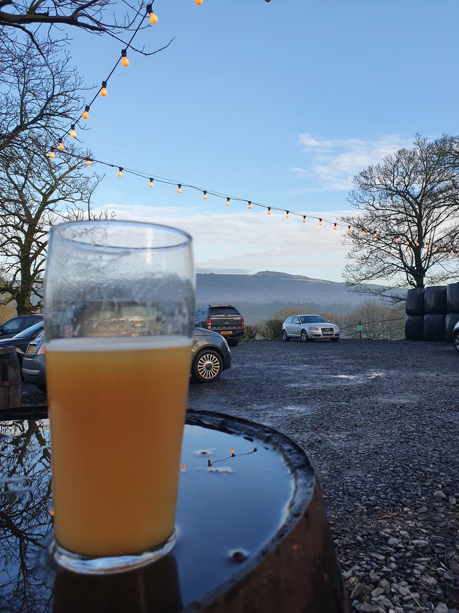WeeFreeMan1's tweet photo. 3years ago today ,things may have changed a bit up at the tap. But the beer is still magnificent and we now have toilet roll holders and led lights https://t.co/wjLoEniovu
