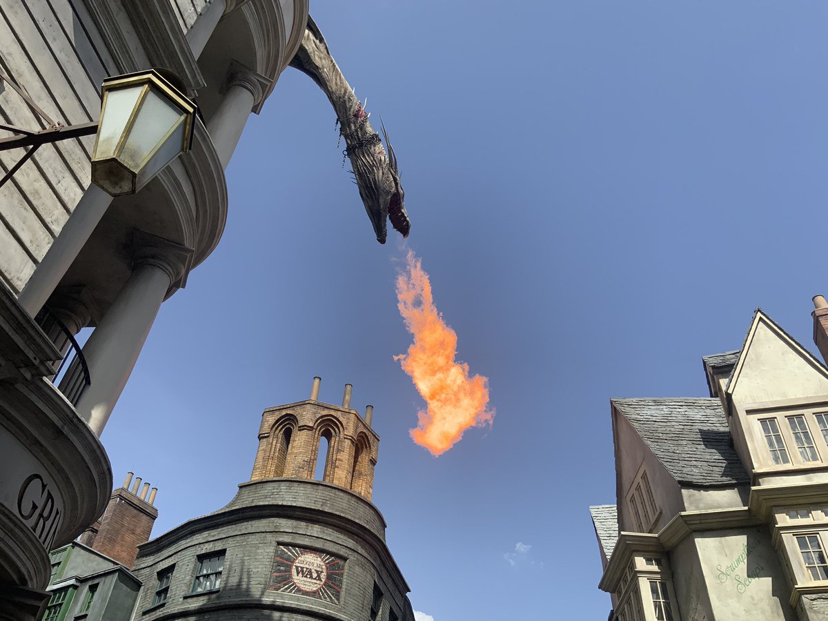 WayneBillyeald's tweet photo. @UniversalORL Last picture took July 22. https://t.co/WnTqRYinXj