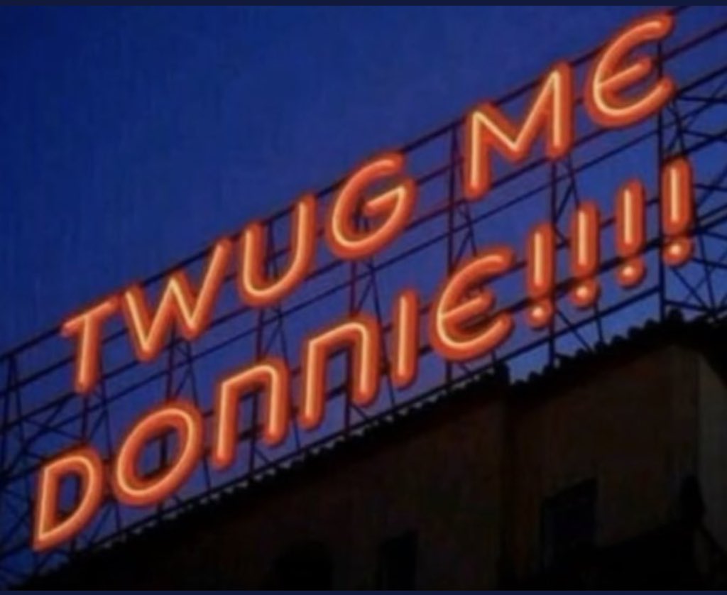 Donnie Wahlberg tweet media