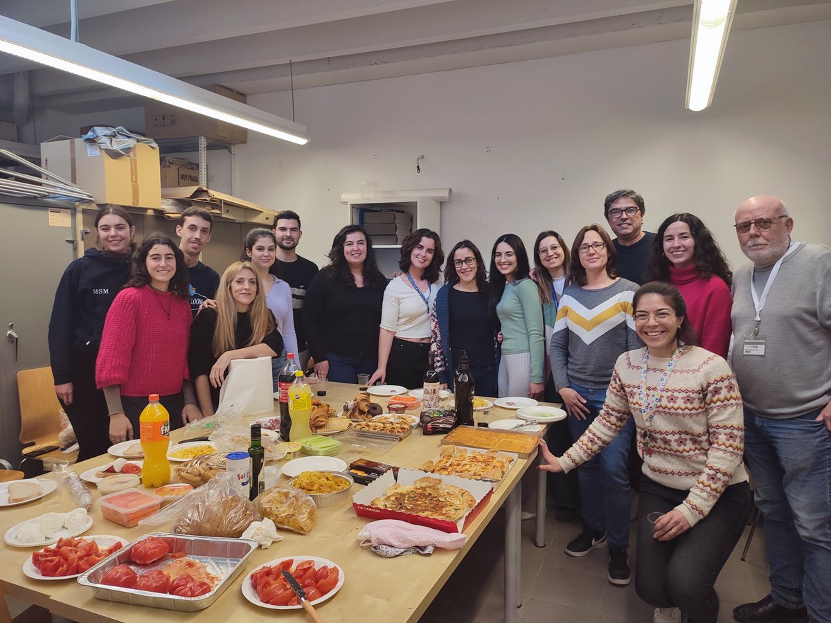Hernández-Alvarez LAB (@mha_laboratory) on Twitter photo The good sense of the mingle between laboratories. Good times sharing with our hallway neighbors !! <a href="/liskri_/">Liska Caviedes-Cardenas</a> <a href="/raulventura99/">Raúl Ventura Sánchez</a> <a href="/InmaMartnezRui2/">Soyunamariposa</a> <a href="/MartaaM25/">Marta Mata</a> <a href="/aida/">dummytest98</a> <a href="/jcborquezp/">Juan Carlos Bórquez</a> <a href="/AlbertPiquer17/">Albert Piquer</a> <a href="/AidaMataV/">Aida Mata Ventosa</a> @marc_leiro <a href="/ida_r90/">Ayda Roudi</a> <a href="/Maribel_h_a/">Maribel Hernandez Alvarez</a> The good sense of the mingle between laboratories. Good times sharing with our hallway neighbors !! <a href="/liskri_/">Liska Caviedes-Cardenas</a> <a href="/raulventura99/">Raúl Ventura Sánchez</a> <a href="/InmaMartnezRui2/">Soyunamariposa</a> <a href="/MartaaM25/">Marta Mata</a> <a href="/aida/">dummytest98</a> <a href="/jcborquezp/">Juan Carlos Bórquez</a> <a href="/AlbertPiquer17/">Albert Piquer</a> <a href="/AidaMataV/">Aida Mata Ventosa</a> @marc_leiro <a href="/ida_r90/">Ayda Roudi</a> <a href="/Maribel_h_a/">Maribel Hernandez Alvarez</a>