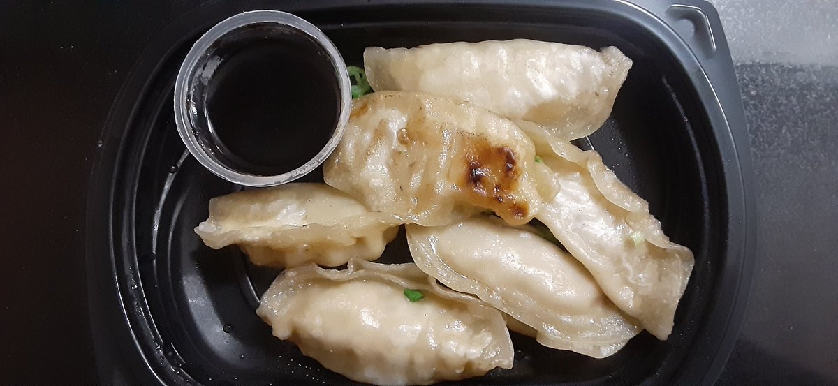 MuggleWhisperer's tweet photo. @AlaneAdamsBooks #sandratakesover #yesuarywithAlane
So I tried a new food (potstickers).. wasn't sure at first.. but they were so yummy https://t.co/XnNh7b55GM
