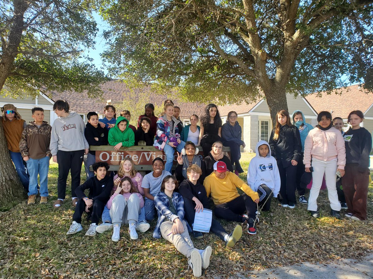 AVID 6 and 7 had an amazing time volunteering at First Landing State Park. We learned about careers with 
<a href="/VAStateParks/">Virginia State Parks</a> and how to collect and account for data as we worked to take care of the parks through volunteering! <a href="/VBAggie93/">Paige Scherr</a> <a href="/VBAVIDCoach/">Laura Willey</a> <a href="/NLMeiggs/">Natalie Meiggs 🌟</a> <a href="/VBMiddle/">VBMiddle</a> <a href="/a_fredrickson1/">Amanda Fredrickson</a>