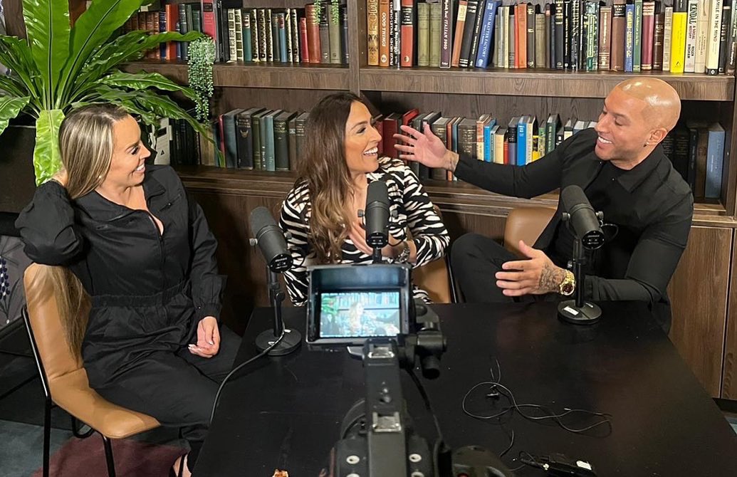 IAmDanielJ's tweet photo. Sat down today with the Lovely #thinkingdeepa for the Brand New PODCAST show.
Amazing Energy & Show! This is an absolute must watch. First ever show as a couple with @michelleplatnum
🎥 https://t.co/ziyPLPAV56
#podcast #thinkingdeepa #podcaster #live https://t.co/WYypct0vZc