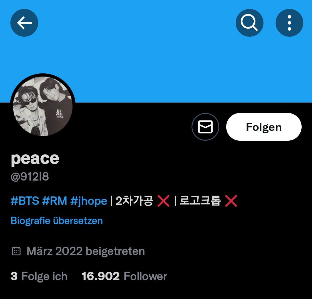 gujovski's tweet photo. Block this fansite. They are in Paris and they were also at a private event Namjoon and Hobi were invited to a few weeks ago. https://t.co/NBHfnRUvL3