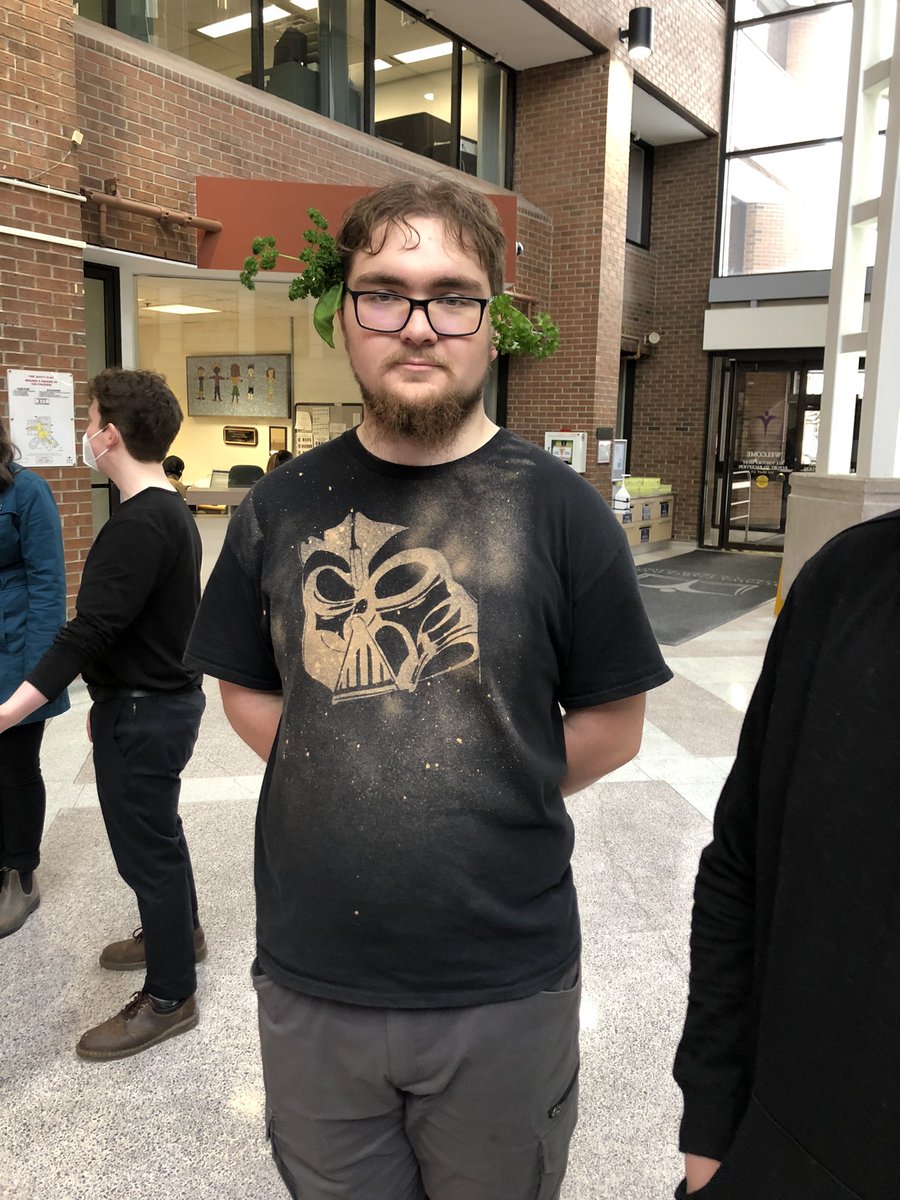 derek brez tweet media