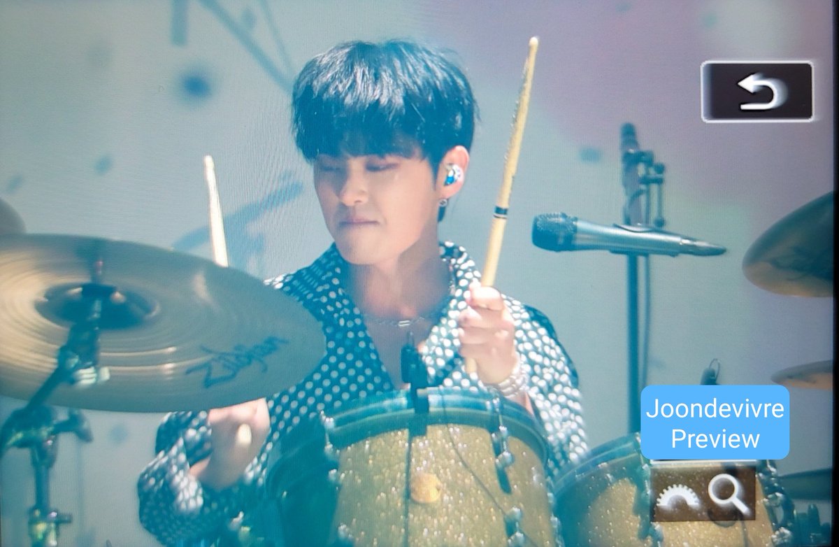 230120 Heal Together Seoul 프리뷰

오늘 무대에서 가장 빛나는 별🥁

#더로즈 #TheRose #하준 #HaJoon