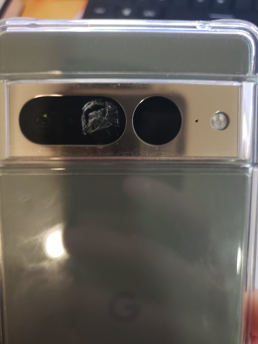 ewsh91's tweet photo. 2 months into owning a Pixel Pro 7 and this happened spontaneously. Never dropped, never knocked. Contacted support and the only thing they can do is charge me for repair or 20% off new device. Never again. #pixel7brokencamera #Google #pixel7pro @madebygoogle https://t.co/V0Vmj6avHF