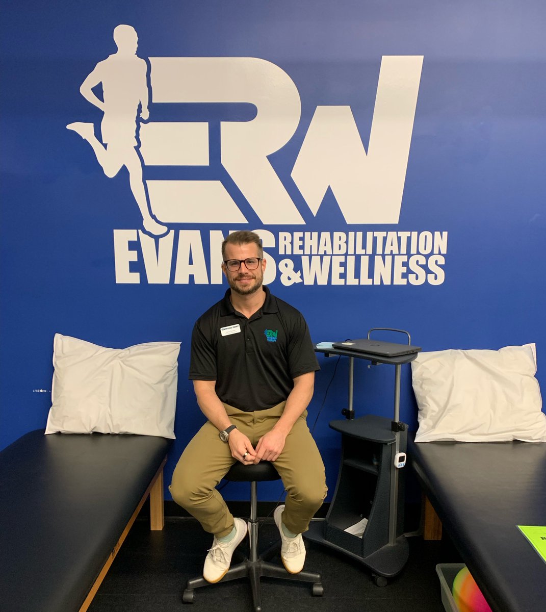 ERW_PT's tweet photo. Happy Birthday, Jay! He has been with ERW since 2021 when he moved to Evans after living in Hawaii for 10 years! Jay enjoys traveling and photography. If he's not in the clinic then he's more than likely doing one of the two. We hope you have a great day, Jay! #ERWPT #TPSHFamily https://t.co/ZNj5AodMg8