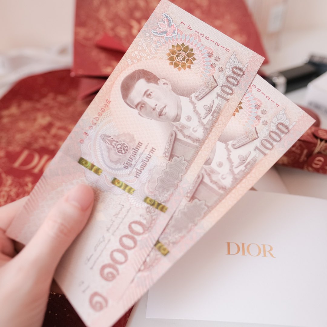 🎈แจกสีแดงหรือสีเทาดีน้าาา ตรุษจีน 2566 เอาไปเลย 2 รางวัล 🫶🏻
𓂃𓏧 
.                                                    ˚⋆｡
                   ✨ รี+ฟอล  ✨
.                                   𓂃𓏧 
ชอบสีไหนเมนชั่นบอกหน่อย วันตรุษจีนมาสุ่มให้ฟลว.ไวๆๆ เฮงๆทั้งปีกันจ้า 🤗🧧✨