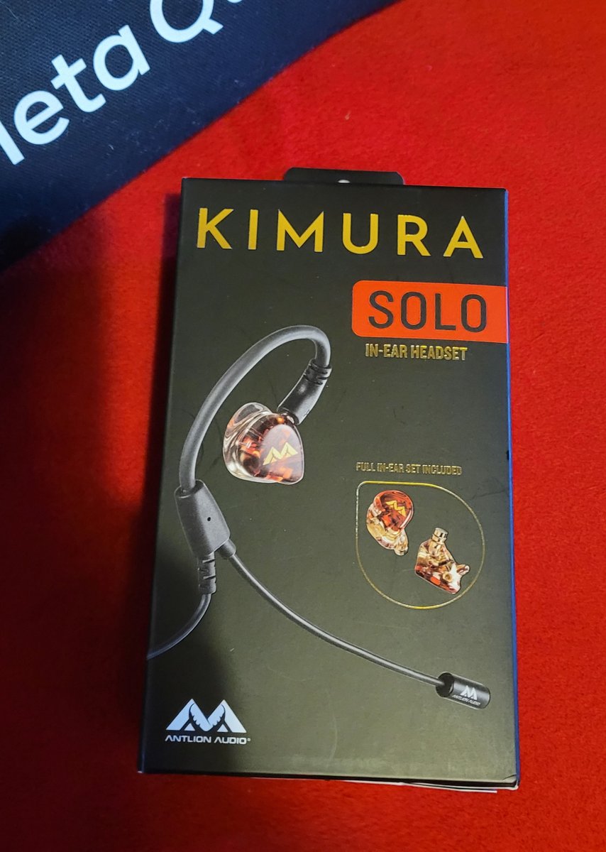 ParadiseDecay's tweet image. A big thank you to @AntlionAudio for sending me their BRAND NEW AUDIO Product to try! Its an ALL-In-One Audio Headset. I've been a user of ModMic over 4 years now and I swear by it for audio recording. #VR #ModMic