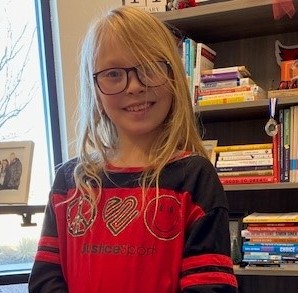 McKinneyPolice's tweet photo. ** AMBER ALERT - PLEASE SHARE **

(McKinney, TX. January 20, 2023) – The McKinney Police Department is asking for the public’s help in finding two young girls who were abducted last night. 

An Amber Alert has been issued for 9-year-old Jessica Burns and her sister, (MORE) https://t.co/2yllwphdss