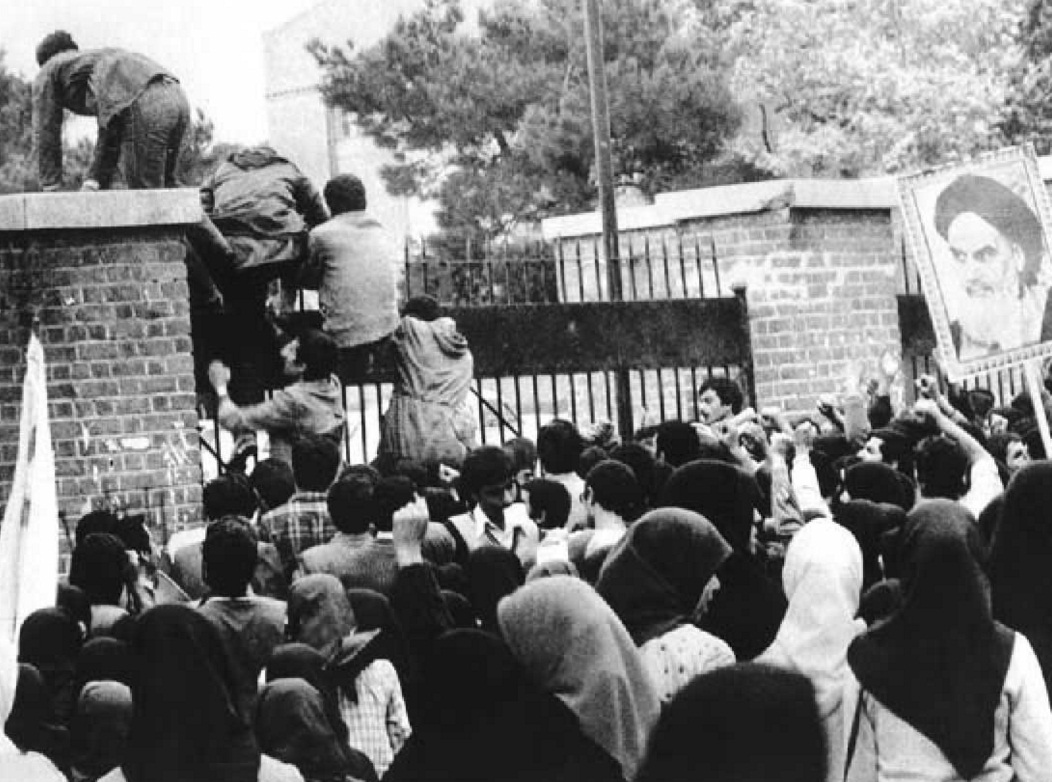 في مثل هذا اليوم من عام 1981 أفرجت السلطات الإيرانية عن 52 رهينة من الدبلوماسيين والمواطنين...