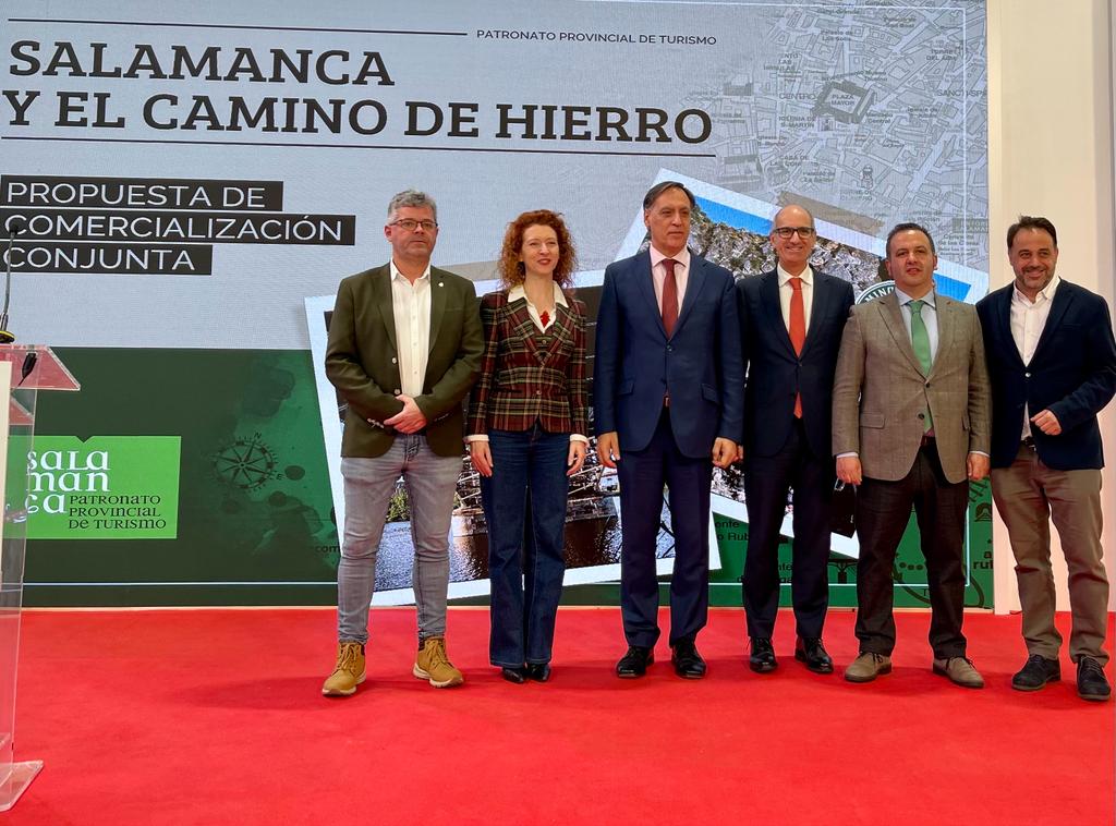 aytoSalamanca's tweet photo. El Patronato de Turismo comercializará un paquete turístico que combina la #CiudadPatrimonio de la #Humanidad con el #CaminoDeHierro
El objetivo es aunar las fortalezas que ofrece la ciudad de #Salamanca con las singularidades del Camino de Hierro.

https://t.co/naq4vx0dBf https://t.co/HpZMzC84Vk