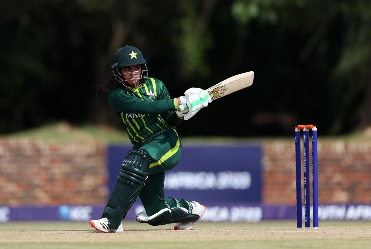 TheRealPCB's tweet photo. Eyman Fatima scored a scintillating fifty to help Pakistan bag their second win in the Women's #U19T20WorldCup 👏

Watch her innings here ➡️ https://t.co/YvQRlcAtVM

#PakistanFutureStars | #BackOurGirls https://t.co/weGQYvs5im