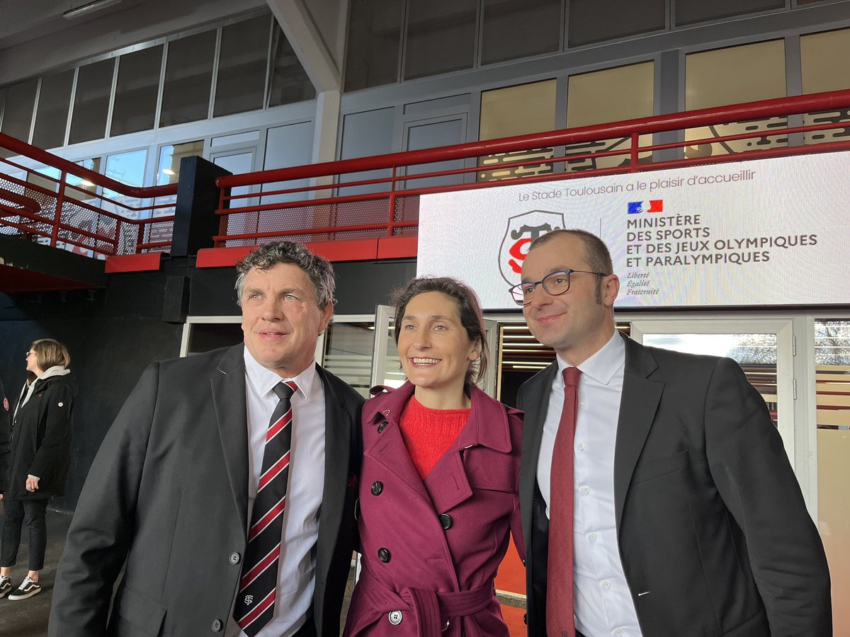 Une signature de plus ! Et pas n'importe laquelle 🔥🏉
En co-signant sous l'impulsion de <a href="/didierlacroixx/">Didier Lacroix</a> la Charte des 15 engagements écoresponsables, le <a href="/StadeToulousain/">Stade Toulousain</a> s'engage à l'exemplarité environnementale sur de nombreux sujets concrets ⬇️