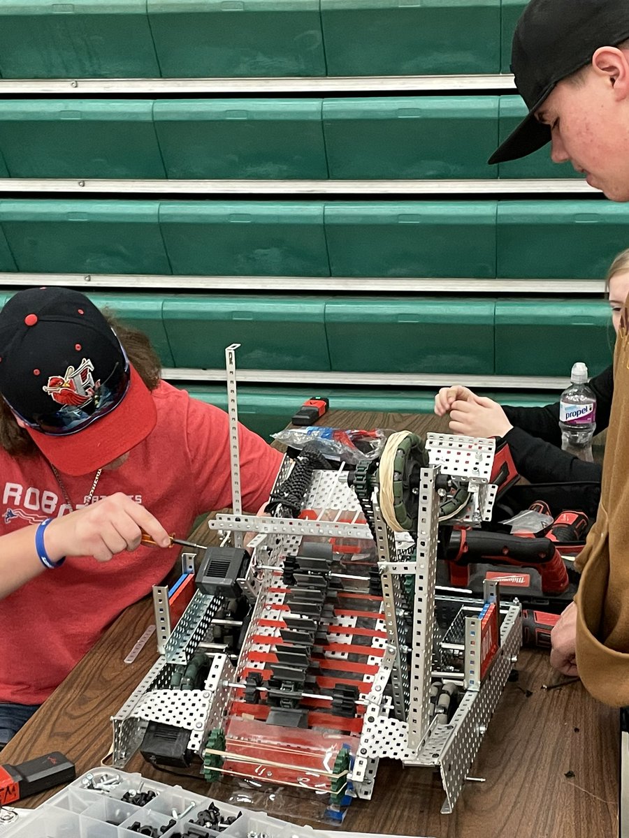 RoboticsWin's tweet photo. Last minute adjustments and troubleshooting before competition starts.  We are at East Grand Forks today. @VEXRobotics @digikey https://t.co/TizxrJJvNt