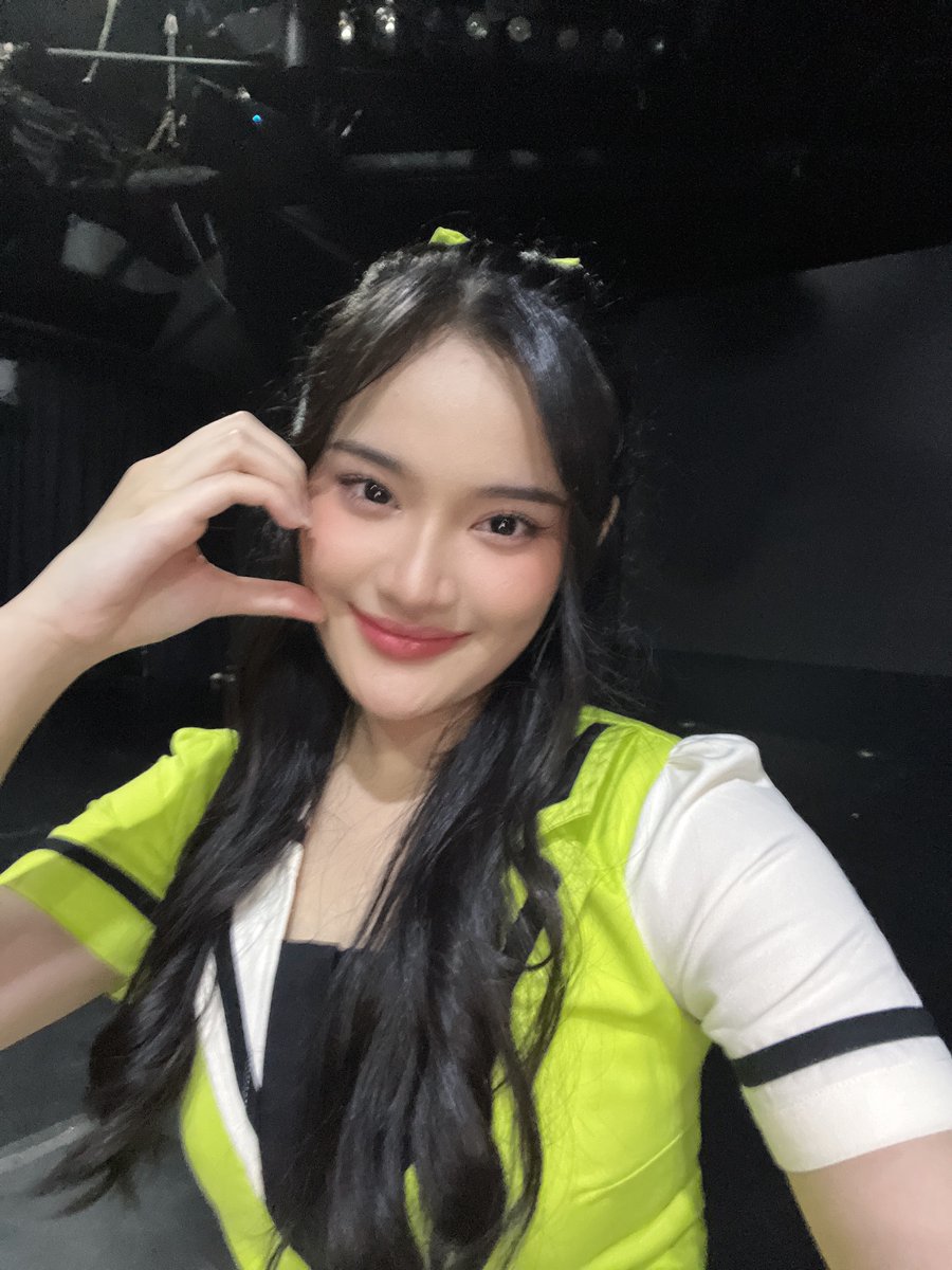 altaa on Twitter "RT S_AshelJKT48 lime🍋"