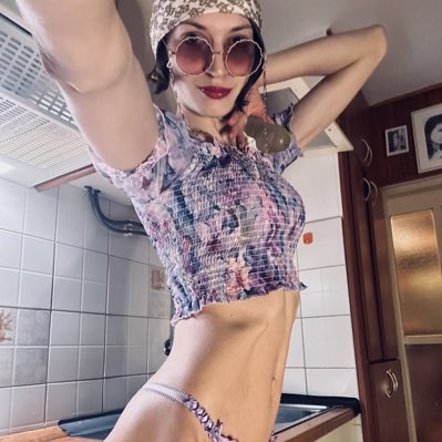 #NovaSlikaProfila https://t.co/2xrsF4bA3e