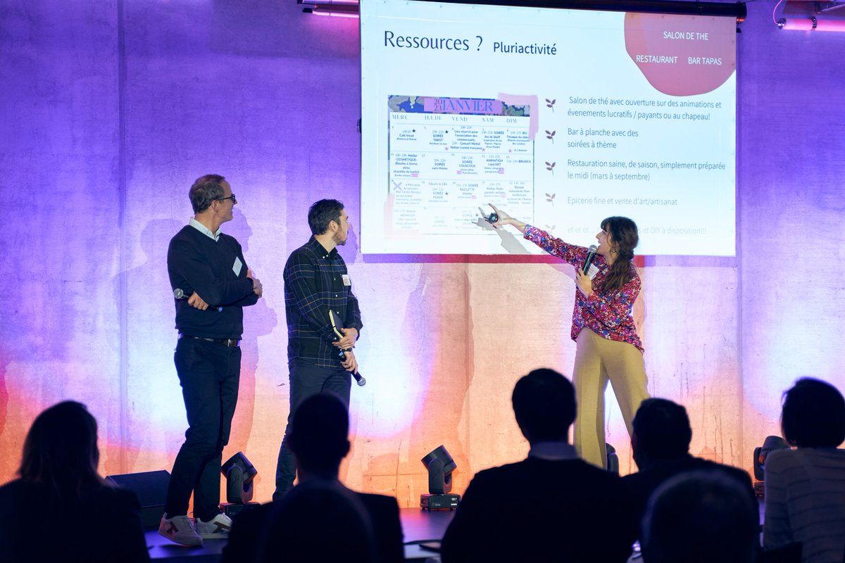 leboncoinCorpo's tweet photo. Retour la finale nationale de @incroyable_com &amp; @IncroyableBourg : l'événement a réuni chez @leboncoin le monde de l'#entrepreneriat et des commerçants de toute la France.

L'objectif : redynamiser les centre-villes français en soutenant des porteurs de projet locaux ! https://t.co/j8pH7XcGHm