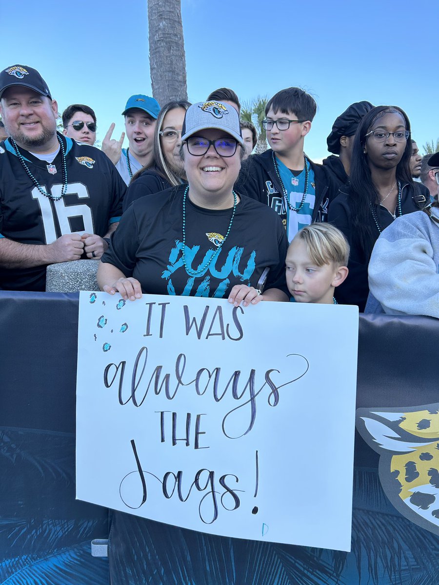 Jaguars tweet picture