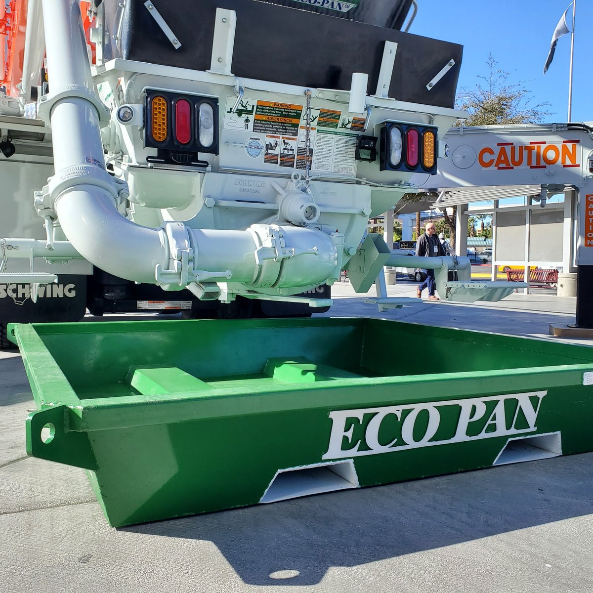 EcoPanInc's tweet photo. Loved seeing our small pan paired with the Brundage Bone 46-Meter at World of Concrete! #ecopan #worldofconcrete2023 https://t.co/1FMY5aXPc7