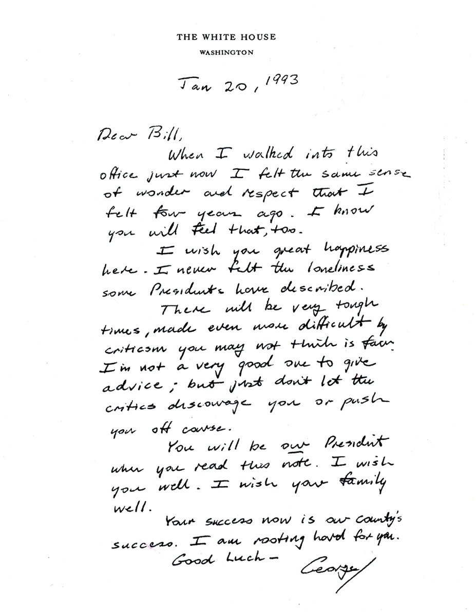 BushFdn's tweet photo. 30 years ago today, President &amp; Mrs. Bush welcomed President-elect &amp; Mrs. Clinton and their daughter, Chelsea, to their new home. As a final personal act completing the transition of the presidency, President Bush left this compelling note in the Oval Office for his successor. https://t.co/vZPYqnWZUm